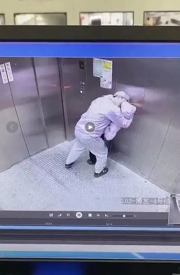 视频疯传！俩新冠患者在电梯内激吻？官方回应了