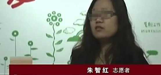 婴儿患病命在旦夕 治疗无望爸爸妈妈将其丢掉 怎料遇到好心人孩子获救