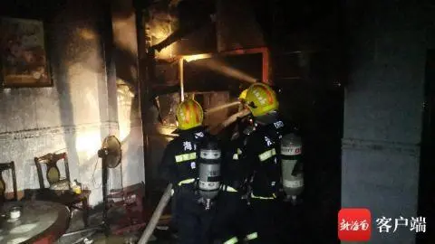 儋州一民房内冰箱起火 5人被困消防成功解救