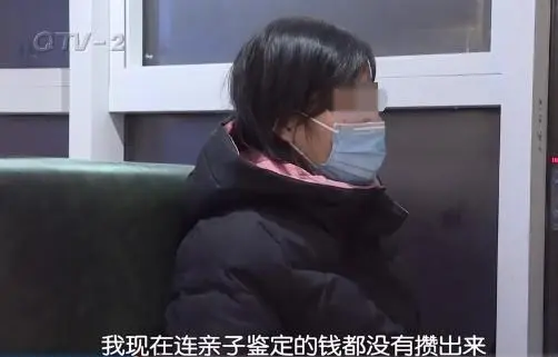 租客回家春节 房间被设成灵堂？房东：你报警吧！