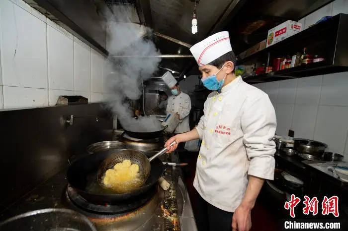 一场醋的“狂欢”：全醋宴引领年夜饭“新风潮”