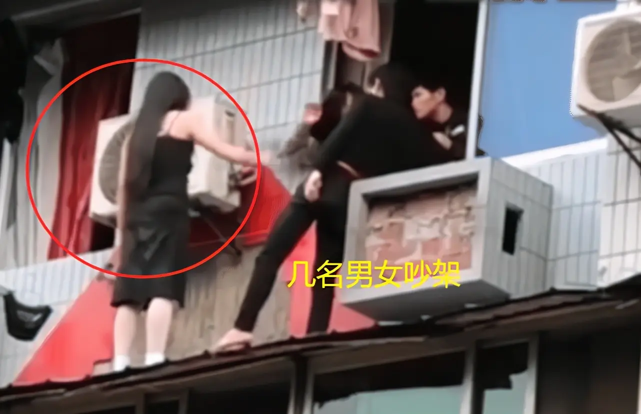 重庆一女子与人争执时不幸坠楼身亡，坠楼前动作可疑，警方已介入调查