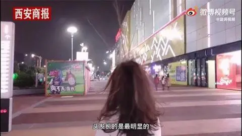 广西一商场路人经过头发直立，商场：台风引起静电摩擦