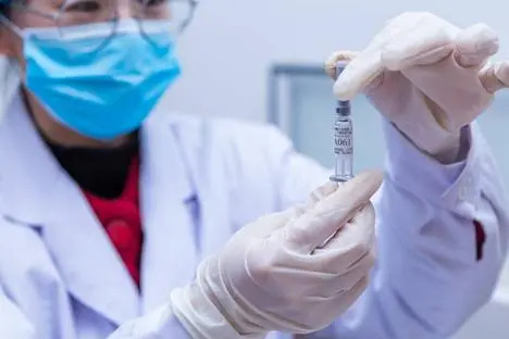 中国建免疫屏障或需10亿人打疫苗 免疫屏障如何建立？