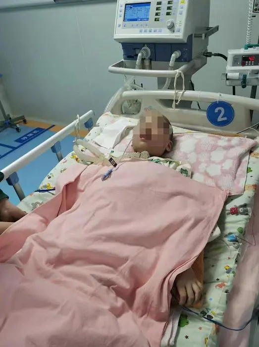7岁男童西安儿童医院拔牙后昏迷40天 医院：情况很不乐观