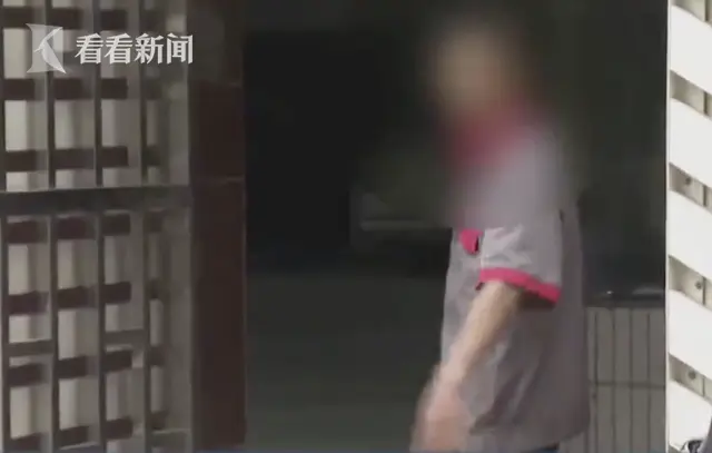 女儿遭父亲毒打 前妻:他家嫌我生了两个女儿