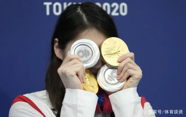 不止一个！又一枚中国金牌掉皮，日本网友推卸责任：你用嘴咬过了