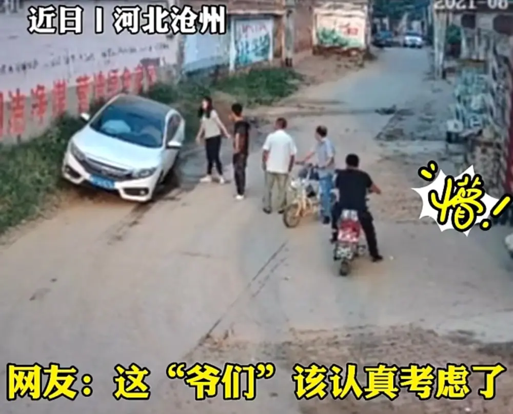 河北沧州：年轻情侣吵架后的疯狂报复，女司机竟恶意开车撞向男友