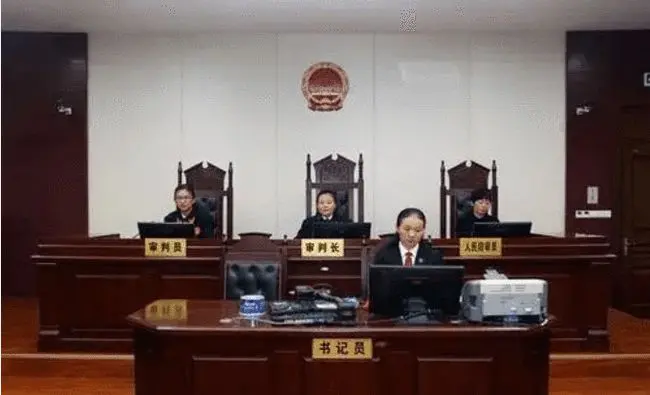 广西66岁男子烧禾秆时，不慎引燃森林火灾，被判处拘役五个月