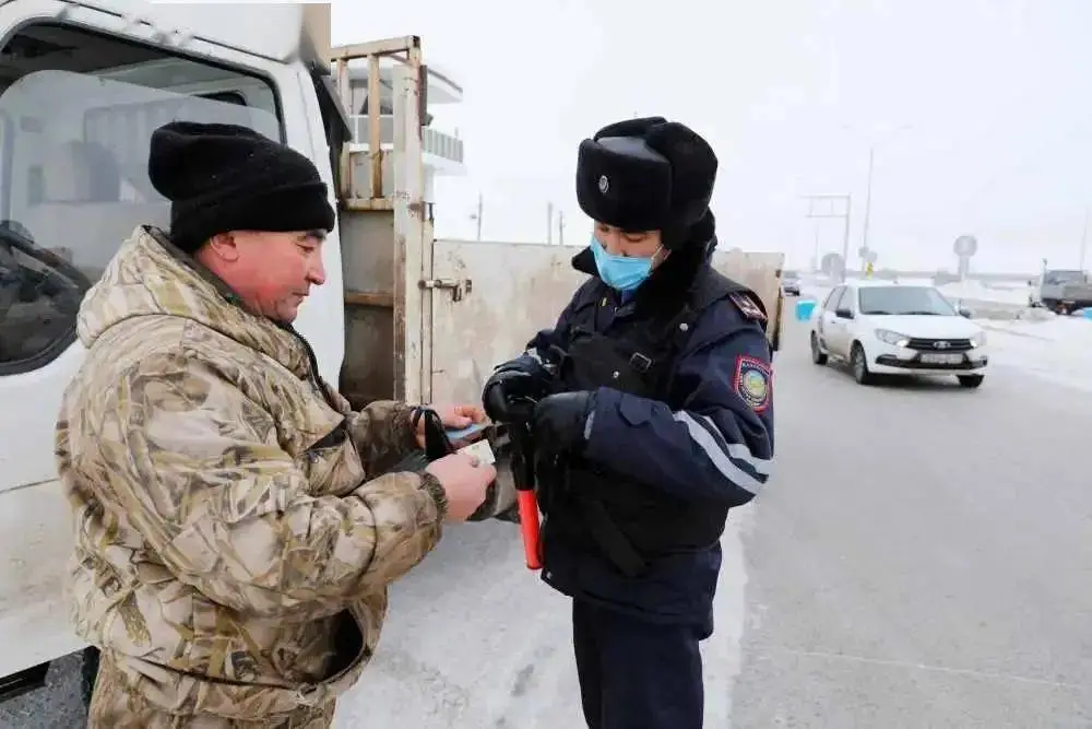 哈萨克斯坦逮捕约5800人，其中有相当数量外国人