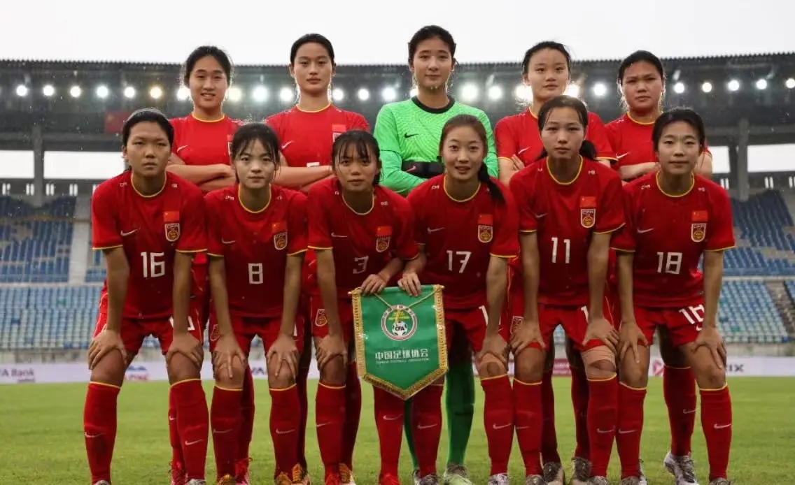 5-0！中国女足赢麻了，6场轰31球0丢球登顶，晋级8强，水庆霞笑了