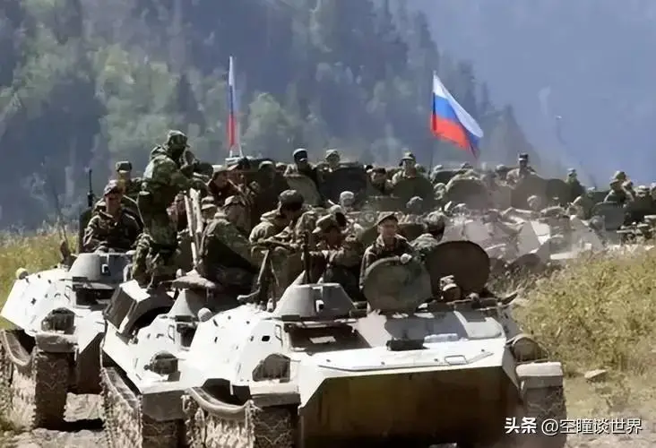俄远东部队被调往前哨，将后背交给中国，俄思透彻处罚乌克兰？