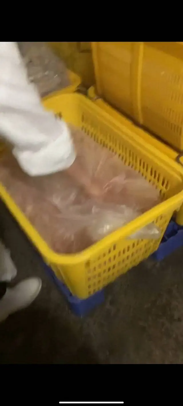 深圳一學校家委會發現配餐大量凍品食材，涉事公司：太偏激了