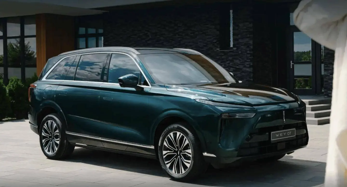 长城魏牌 WEY 07 SUV 官图公布：9 月 13 日起外洋收受预定