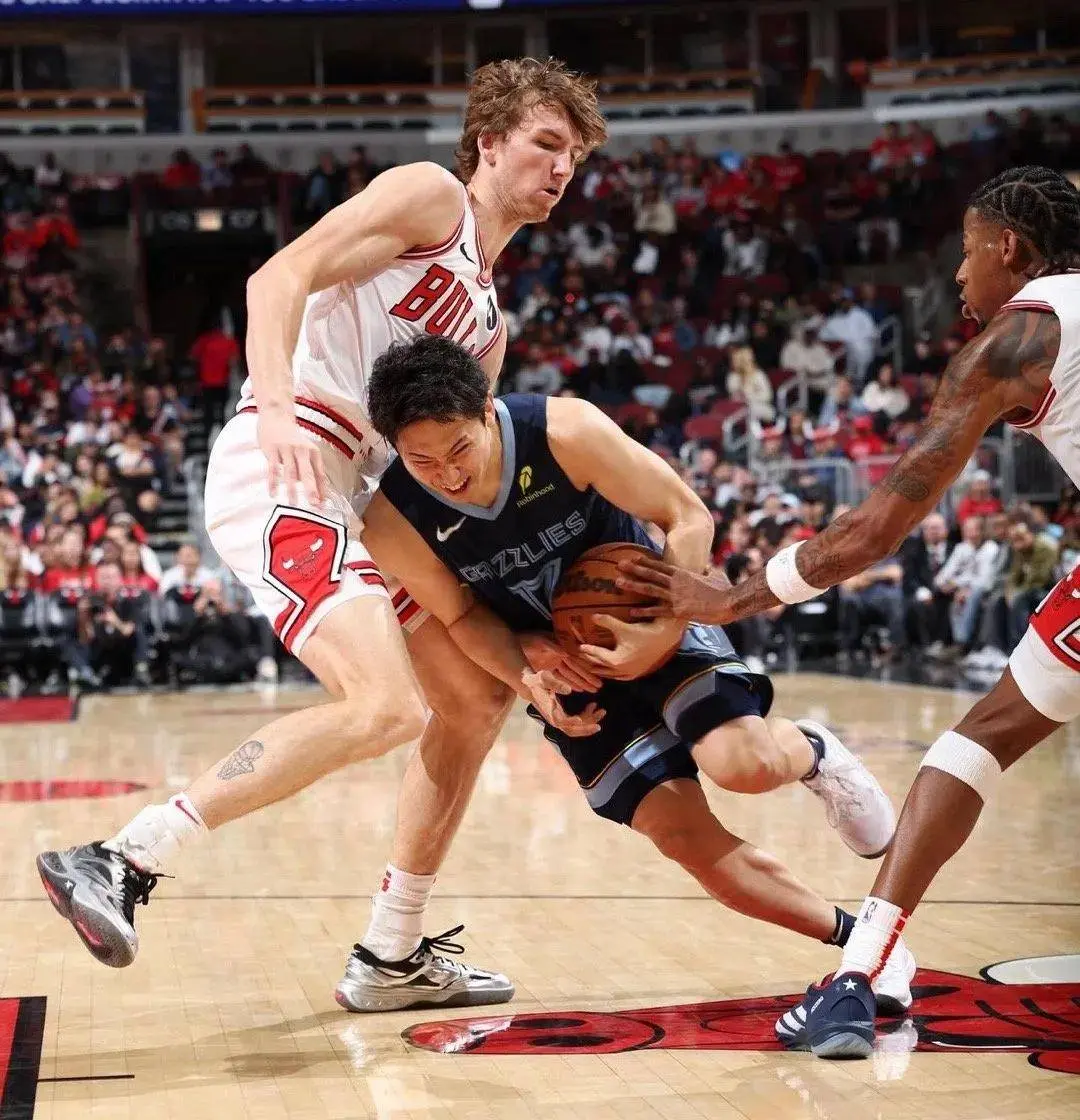 11投1中！场均2.3分！河村勇辉很难留在NBA