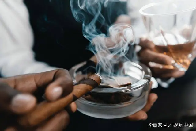 为什么那么多人得肺癌？提醒：除了抽烟，还有这 3 大诱因