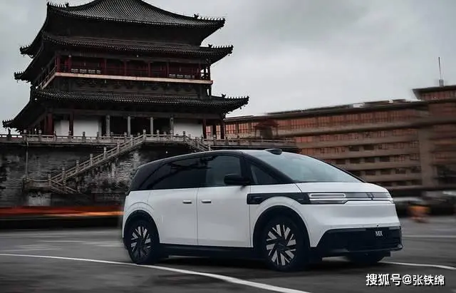 祯祥又一全新MPV，极氪MIX将上市，侧滑门，4/5座齐有，续航556km