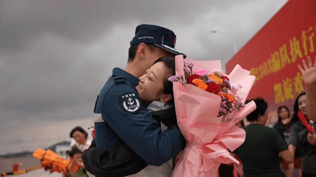 中国海警舰艇编队圆满完成中俄海警联演联巡