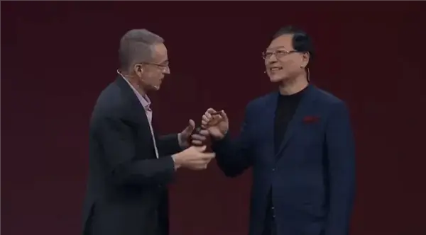 重温20年联结心扉！Intel CEO晒与杨元庆合影：自重共创科技先河