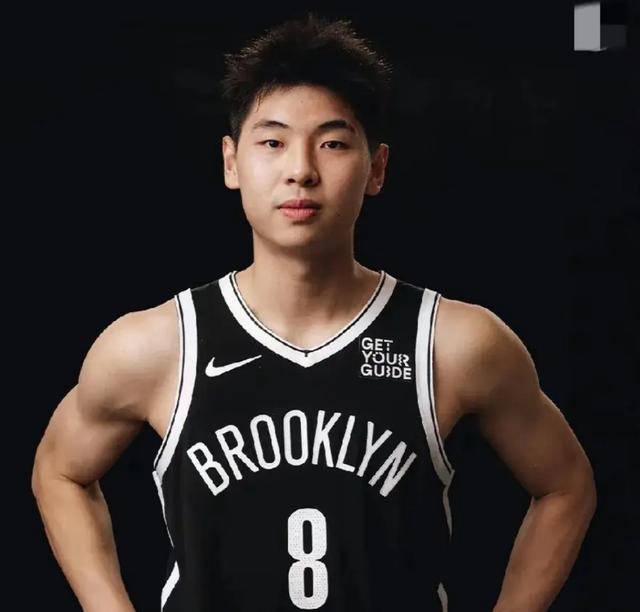 崔永熙：与队友共进餐，保持耐心的NBA生涯启示