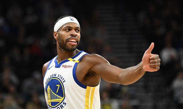 NBA新赛季红黑榜：约基奇三双成常态，勇士忘记克莱，雄鹿巨星难掩颓势