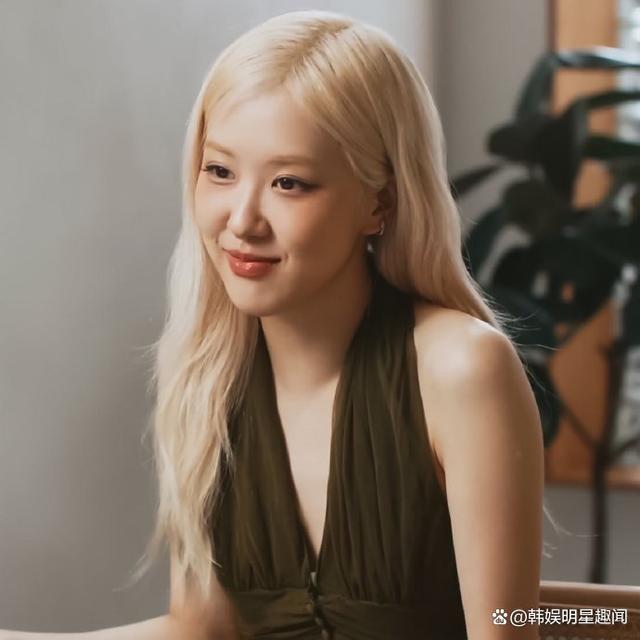 韩星Rosé，濒临顽恶问题，高情商薪金，获取韩网友吟唱