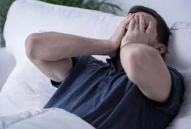 癌症降临时,“睡眠”会提醒吗?医生:出现4种异常,早筛查