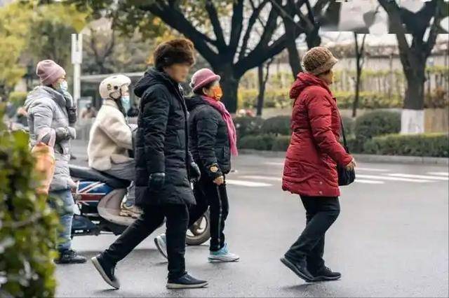 本日大雪，告诉家东谈主“3事不作念，2物不吃”，增强免疫，健康过冬