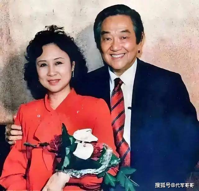 琼瑶之子陈中维：教师憨厚，他欢喜被母亲和妻子训诫