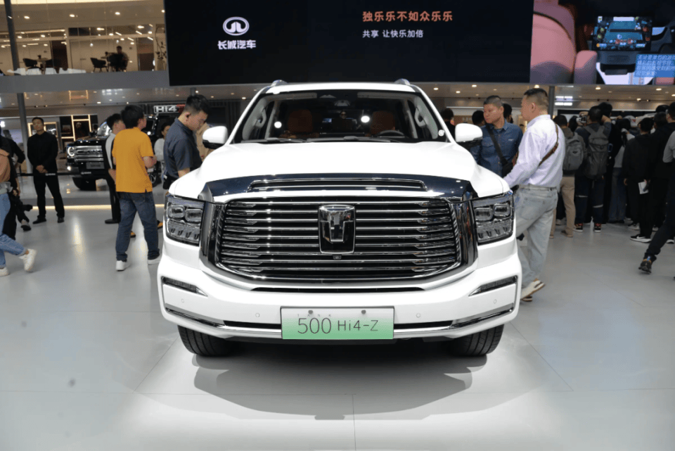 坦克500 Hi4-Z预售,2.0T+纵置双电机