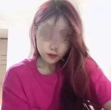 中學男老師出軌女同事私密聊天記錄被曝光，稱女方在床上不像個人