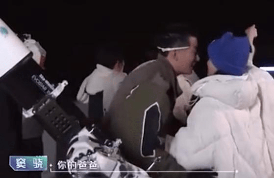 窦骁为女友何超莲庆生被骂,CP粉齐上为“假嫂子”陈都灵叫冤,DU王千金脾气太好