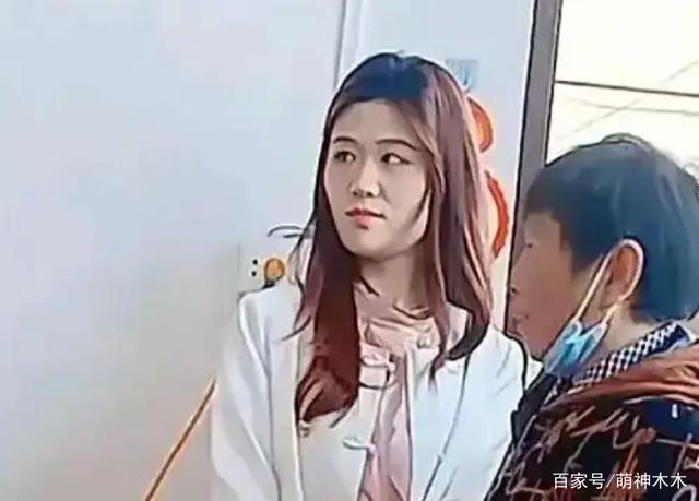 朱小伟跟未婚妻感请甜蜜，夜不归宿遭调侃，陈亚男新号却屡被投诉