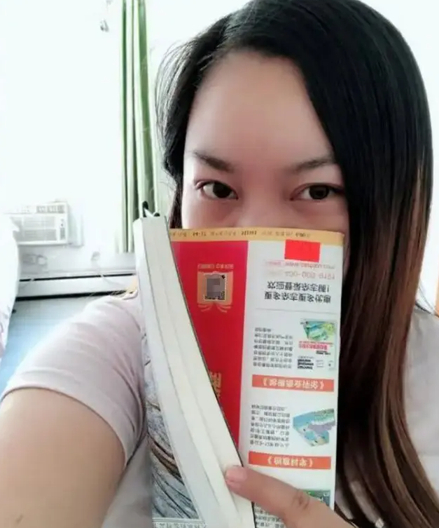 网友曝37岁凤姐考上美国名校 并选修两门高难度学科