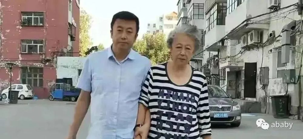 娱乐圈最强逃犯，潜逃13年拍了40部戏，曾与杨幂孙红雷搭档拍过戏