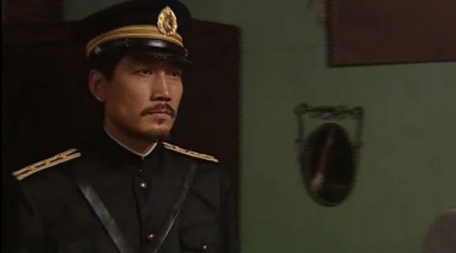 51岁演员李崇霄突然离世，去世前还在拍戏，最后露面经神奕奕