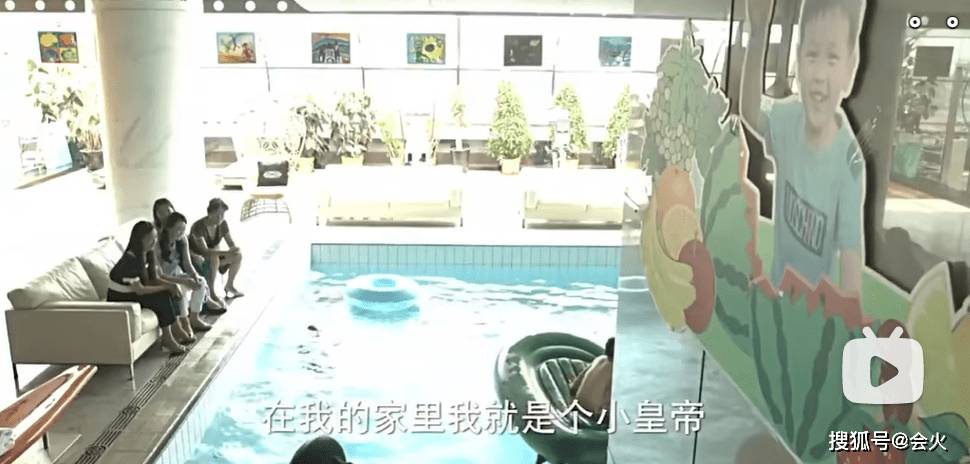 不是豪门媳妇吗，怎么又出来挣钱了？