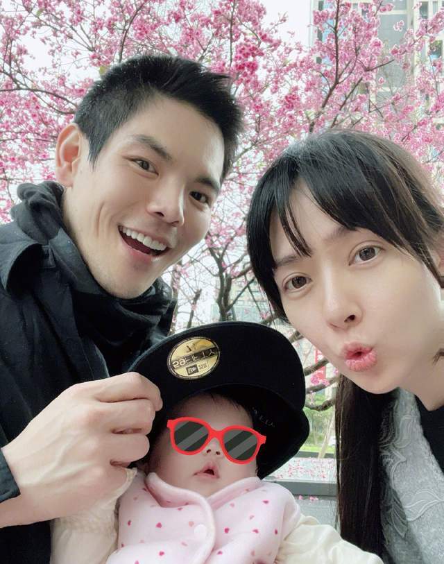 向佐在老婆孕期出轨疑被实锤，女生穿着十分暴露，两人还视频聊天