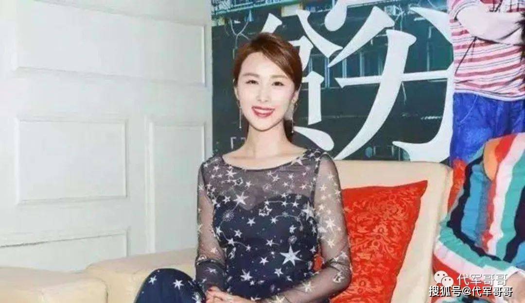 梅婷养他6年，李小冉为他堕胎2次，52岁的他如今怎么样了？