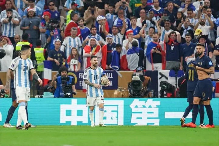 意外！阿根廷决赛击败法国捧杯，他是唯一可以跟梅西平分秋色的人