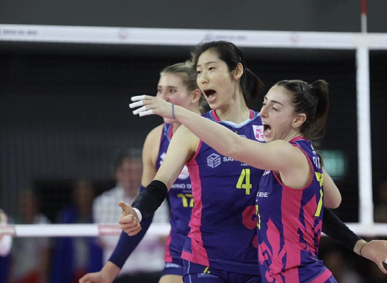 朱婷無緣MVP！中國女排球員隔網對轟，歷史首次，新星坐“板凳”