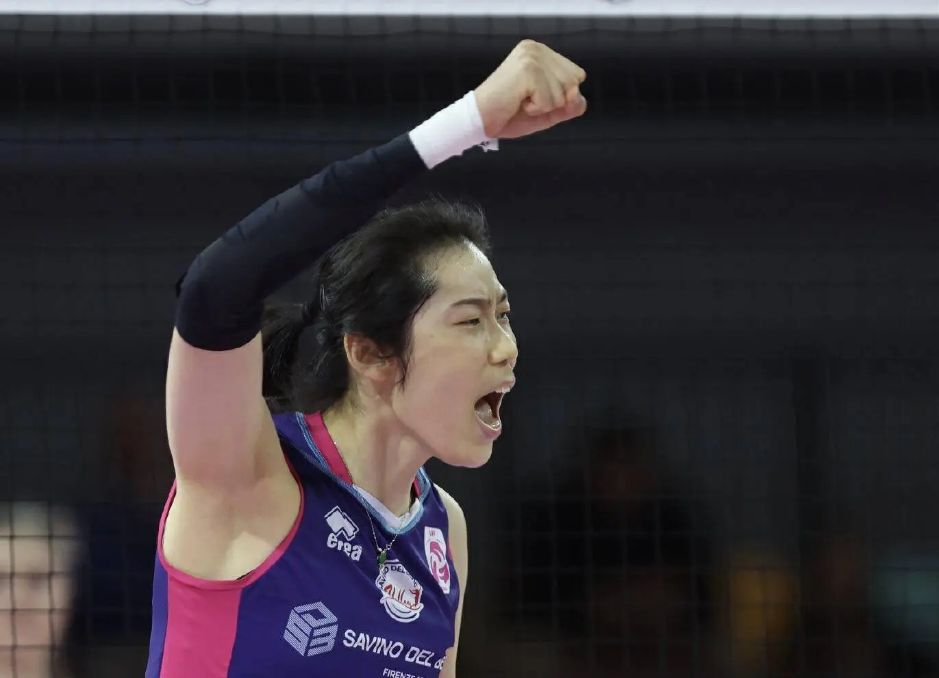 朱婷無緣MVP！中國女排球員隔網對轟，歷史首次，新星坐“板凳”