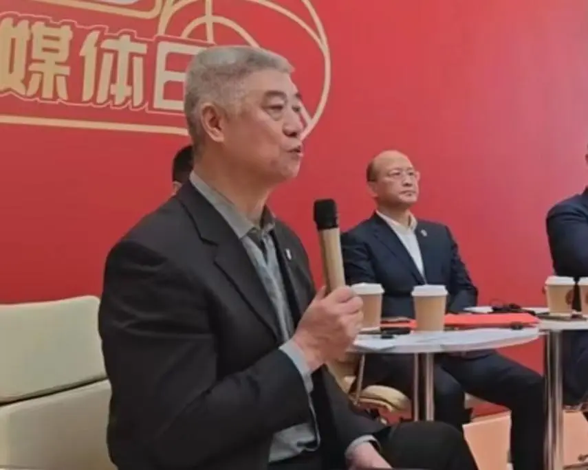 太意外!周琦重返CBA有变,曝要价数亿,拒绝妥协或遭封杀,悬了