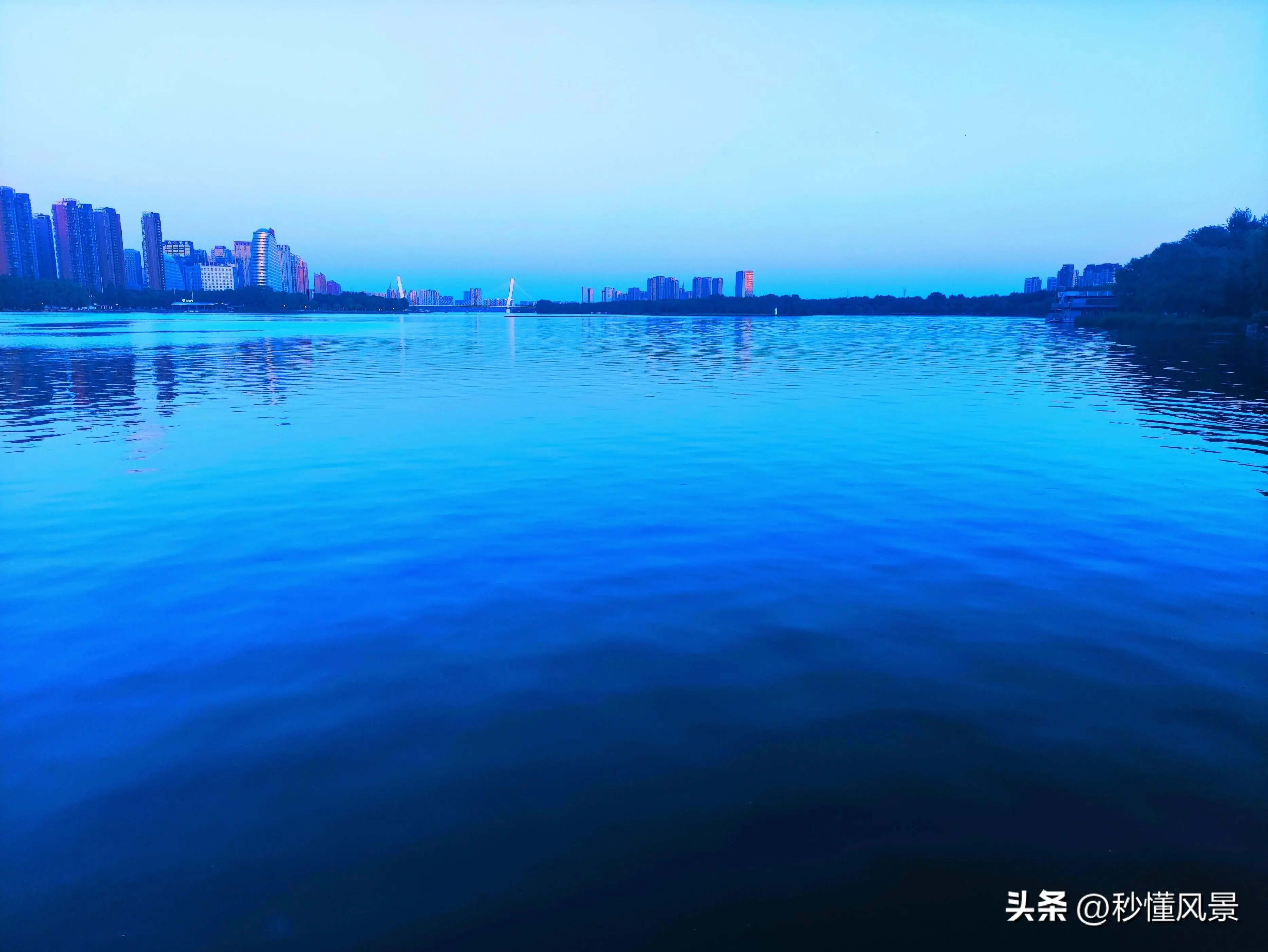 沈阳一景点走红！人称东北版“上海滩”公园，距市中心仅13公里！
