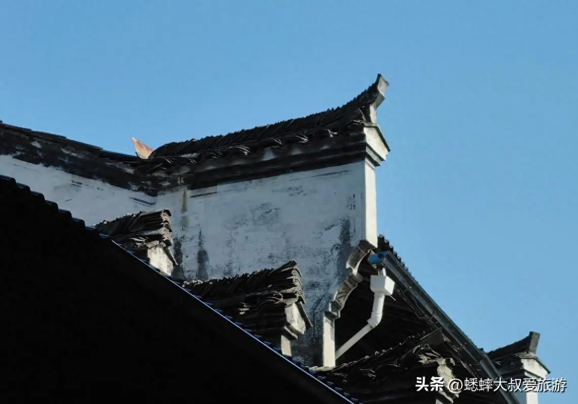 杭州有个“无语古镇”，好好4A开局被取消，如今终于重回巅峰！