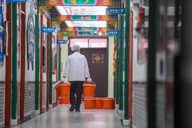 北京校園餐管理新規(guī)實施！新學(xué)期中小學(xué)生不再吃盒飯